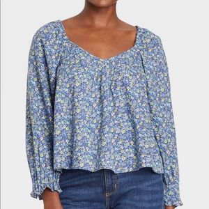 NWOT Universal Thread Floral Pintuck Top